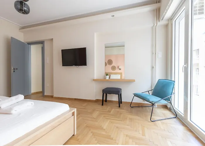 Syntagma Sq, Luxury & Spacious Apartment