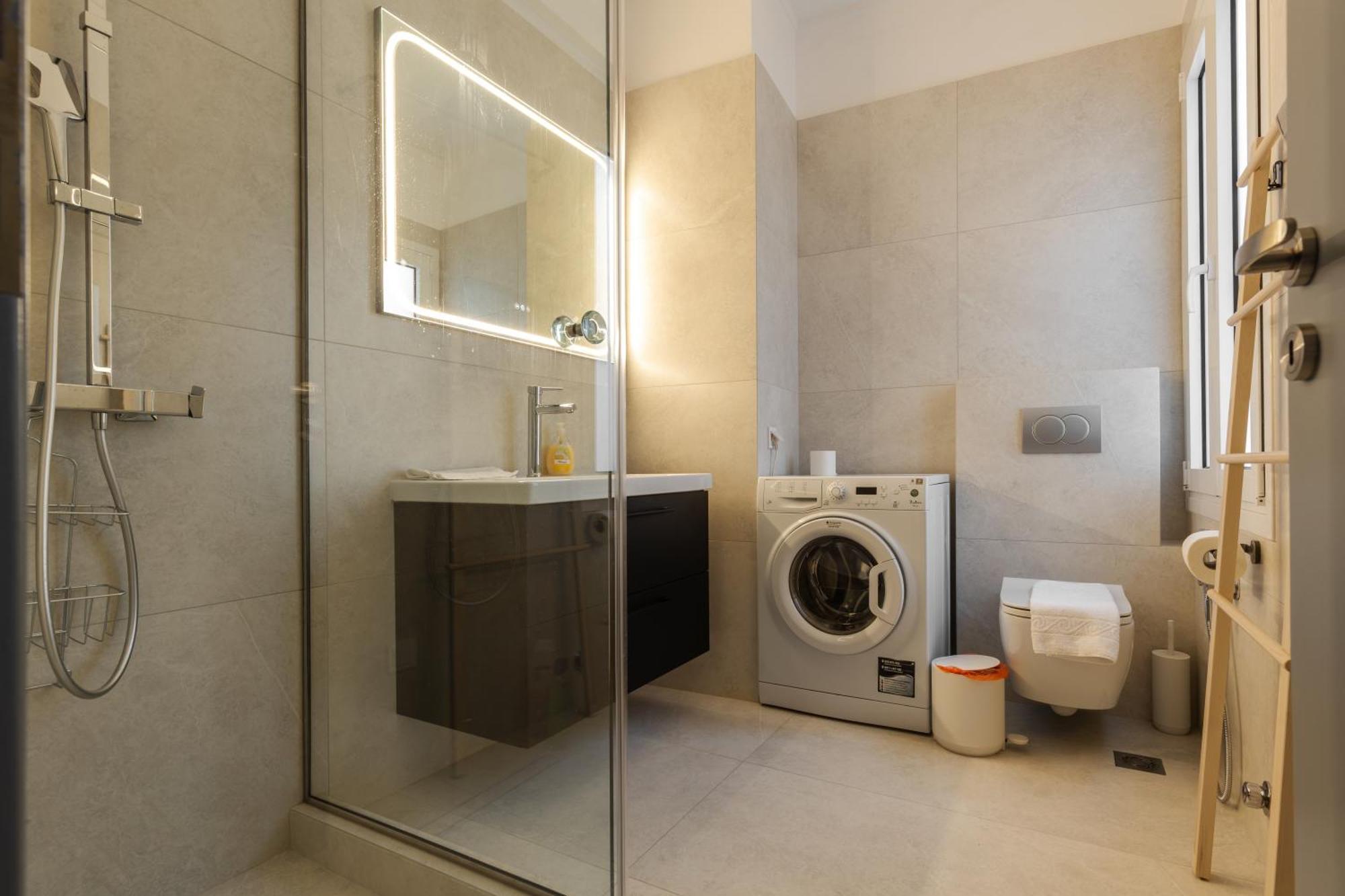 Apartment Syntagma Sq, Luxury & Spacious *