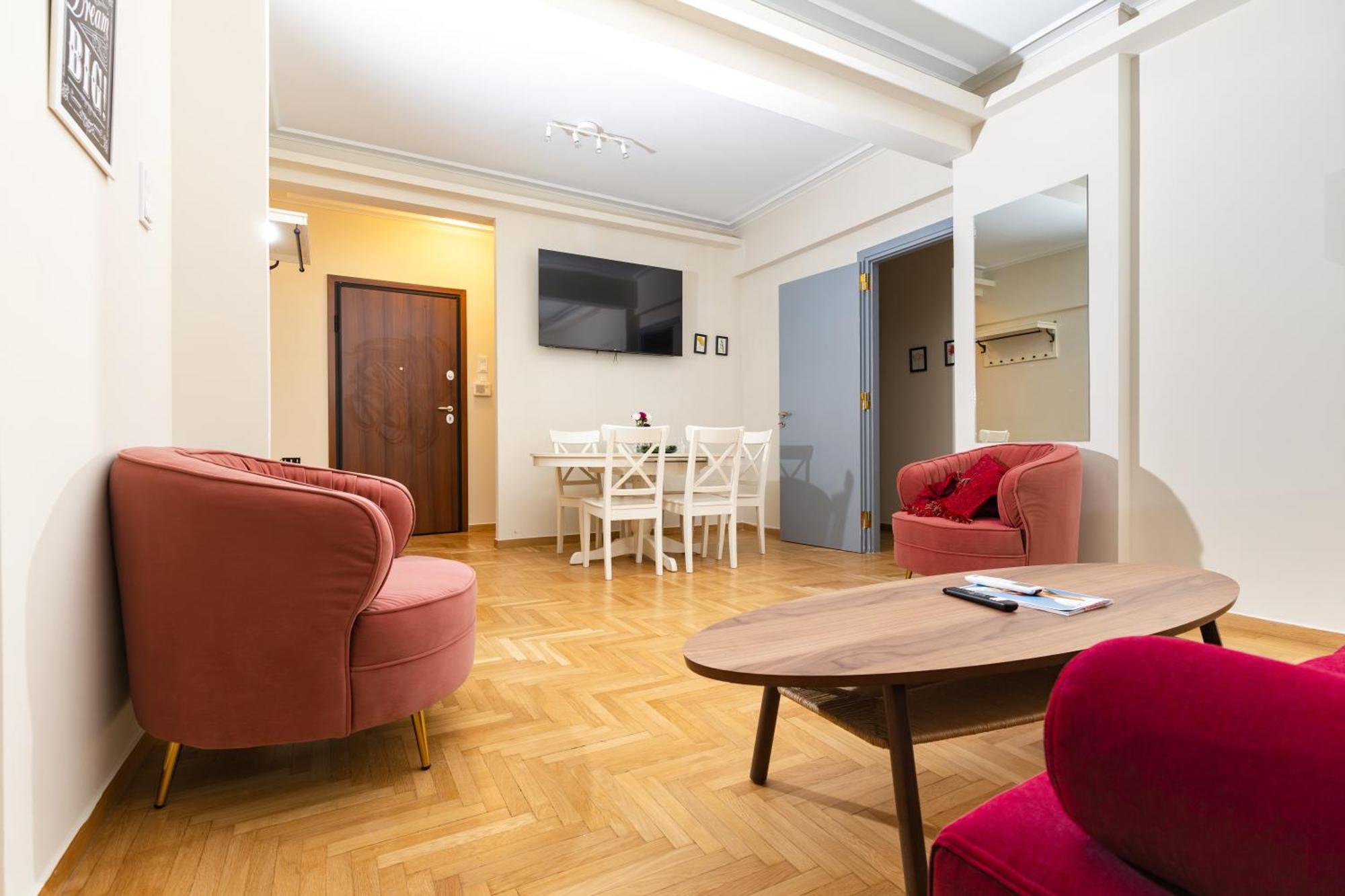 Syntagma Sq, Luxury & Spacious Apartment Athens