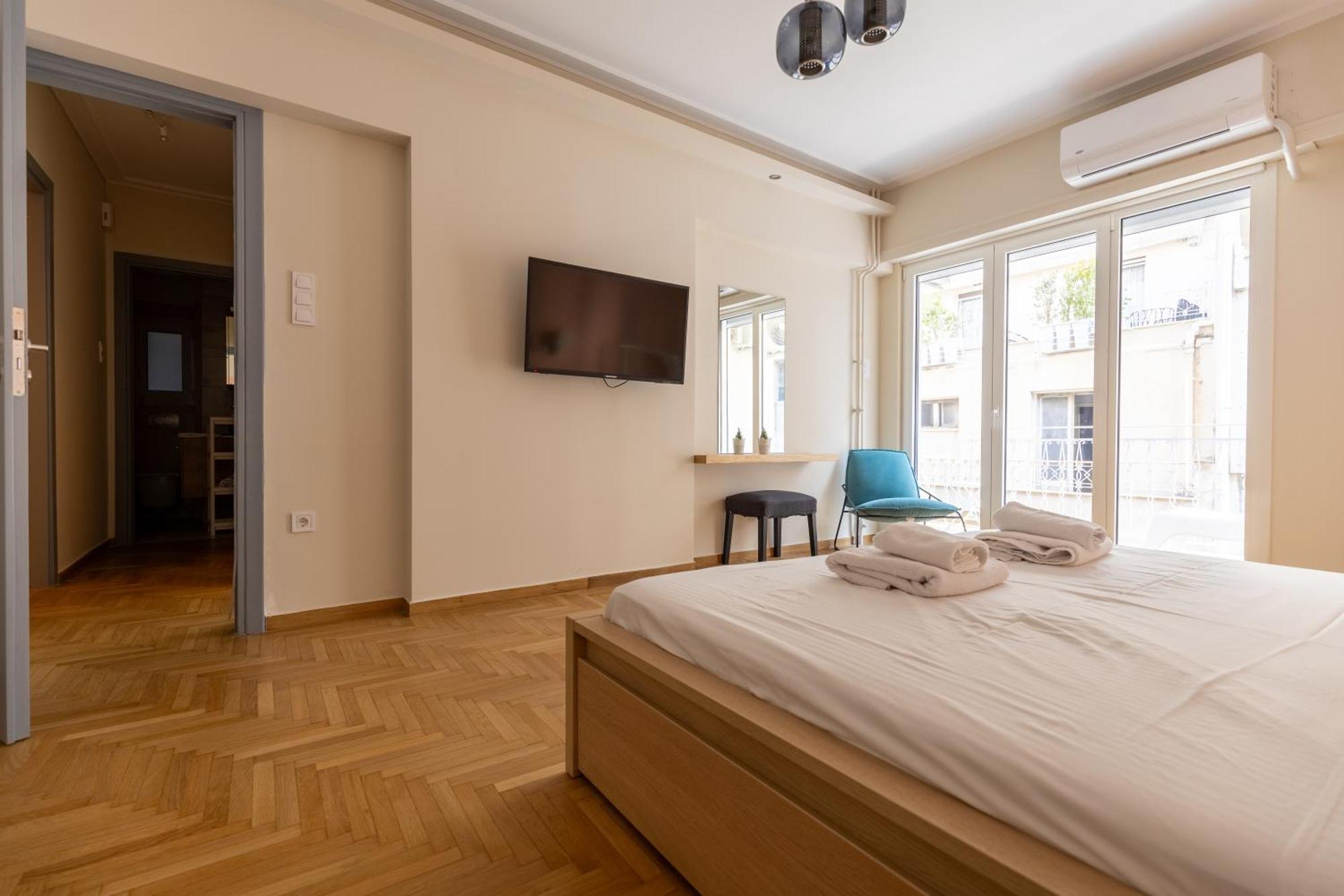 Syntagma Sq, Luxury & Spacious Apartament *