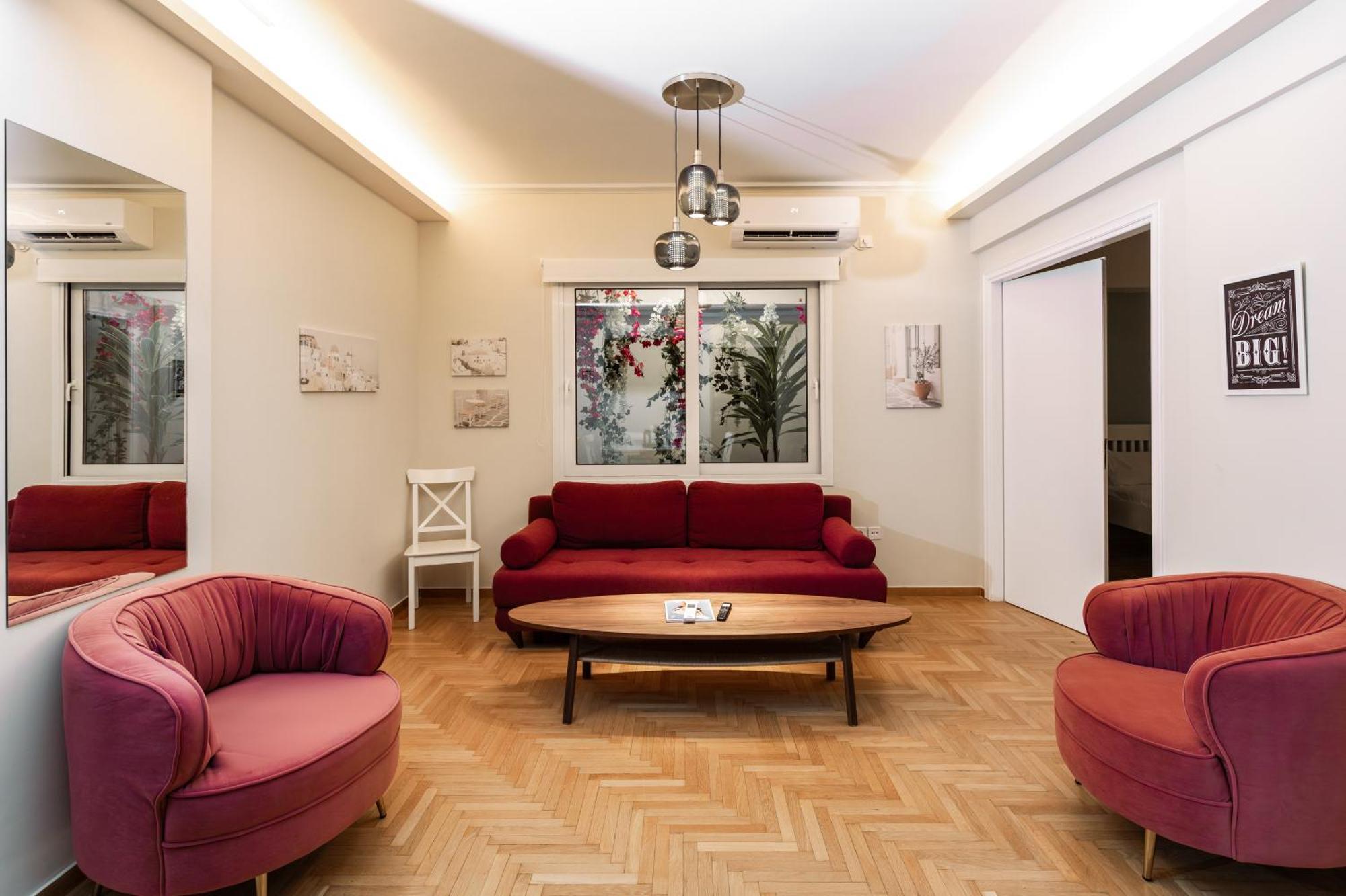 Apartment Syntagma Sq, Luxury & Spacious Athens